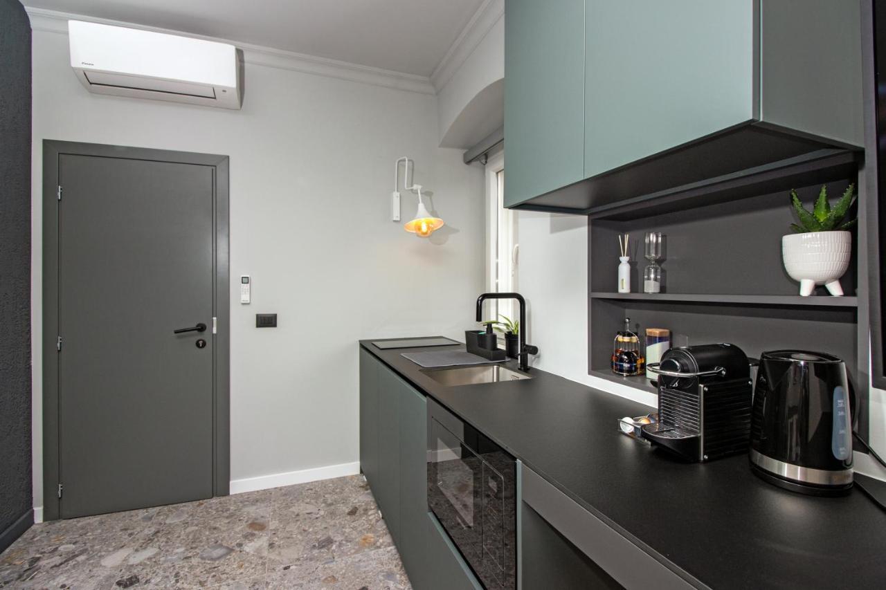 Maroen Lux Studio And Apartment Old Town Split Bagian luar foto