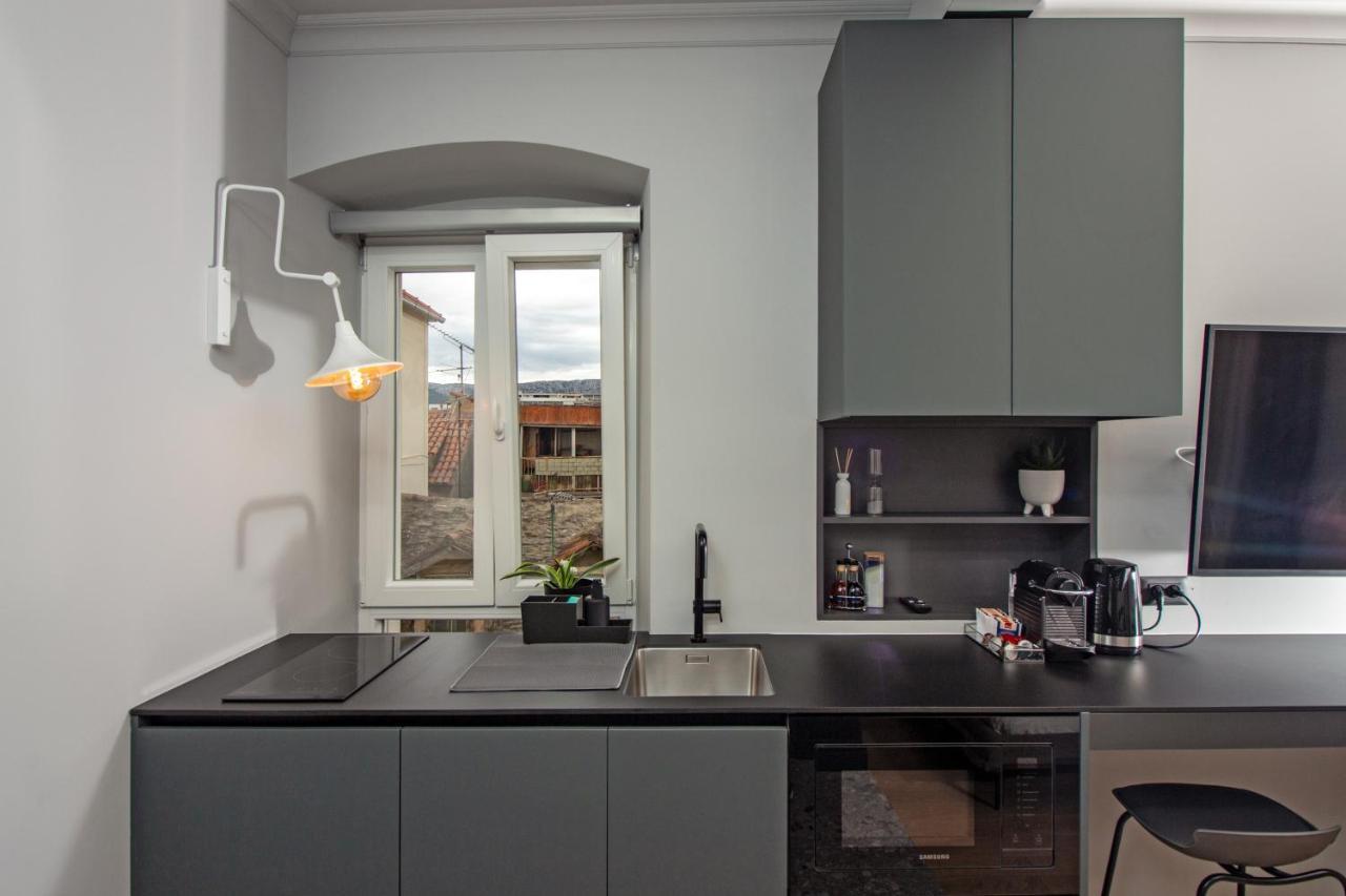 Maroen Lux Studio And Apartment Old Town Split Bagian luar foto