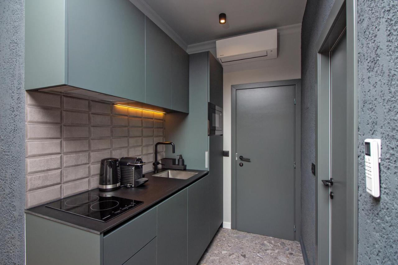 Maroen Lux Studio And Apartment Old Town Split Bagian luar foto