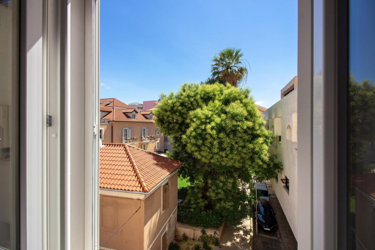 Maroen Lux Studio And Apartment Old Town Split Bagian luar foto